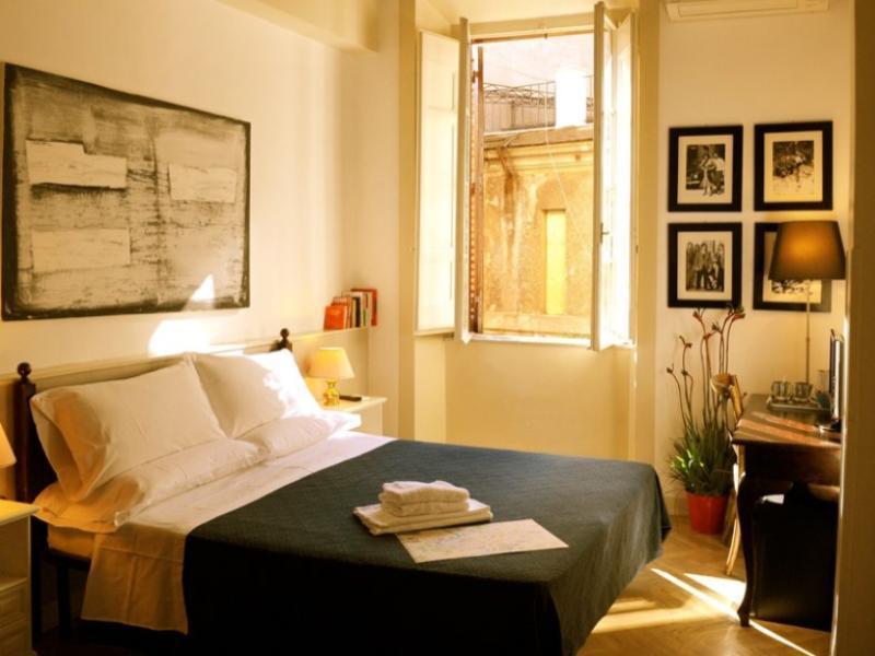 The Bluehostel Roma